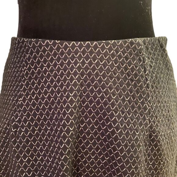 Ann Taylor Loft Diamond Pull On Black Skirt Size Small - Picture 8 of 12